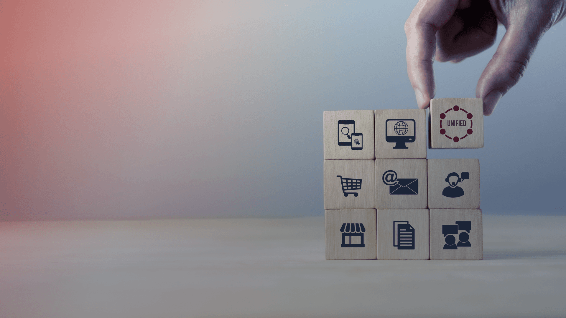 Uma das vantagens é a integração de todos os processos de negócios em uma única plataforma